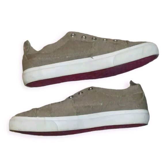 Corkys Shoes Women's Size 8 Slip-On Babalu Canvas Sneakers Low Top Neutral Beige - Picture 3 of 7